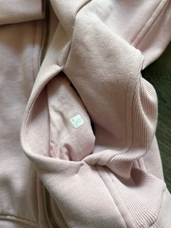 Lululemon Scuba Full-Zip Hoodie - Picture 8 of 8